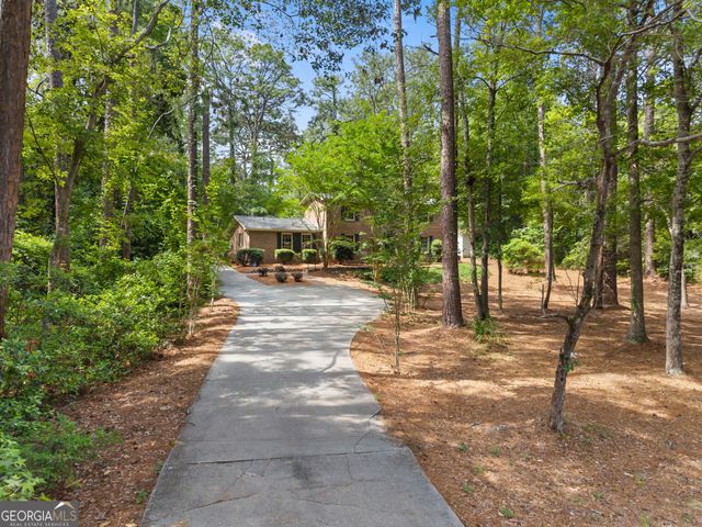 213 Wendwood Drive, Statesboro, GA 30458