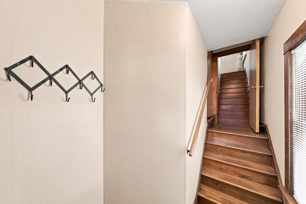 3740 Bryant Avenue S, Minneapolis, MN 55409 — photo 2