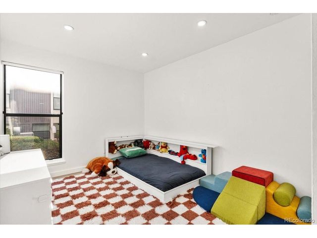 6480 S Dayton St M04, Englewood, CO 80111