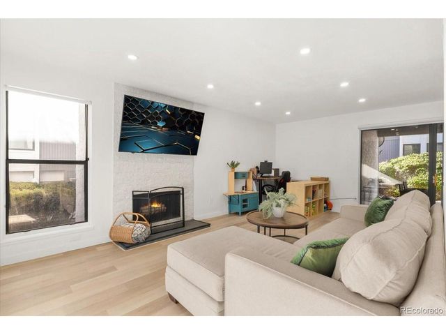 6480 S Dayton St M04, Englewood, CO 80111