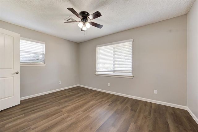 327 Woodcrest Drive, Norman, OK 73071