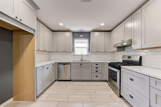 327 Woodcrest Drive, Norman, OK 73071