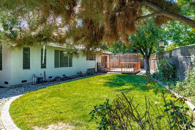 3724 Glenview Ct, Modesto, CA 95355