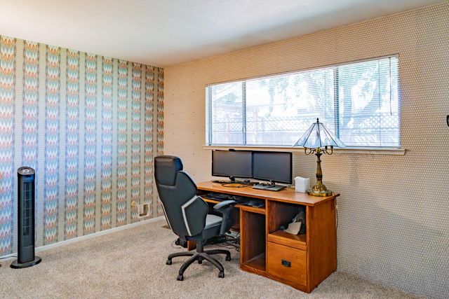 3724 Glenview Ct, Modesto, CA 95355