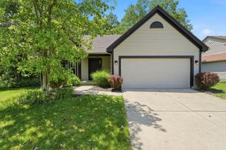 7504 Crossing Place, Lewis Center, OH 43035