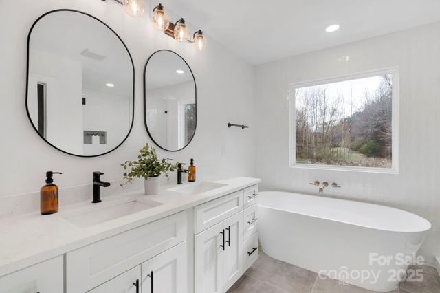 5002 Parkwood School Road, Waxhaw, NC 28173