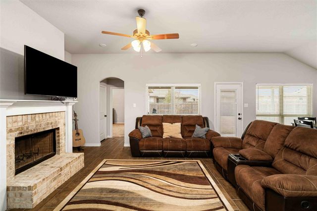 903 McLaury CV, Killeen, TX 76542