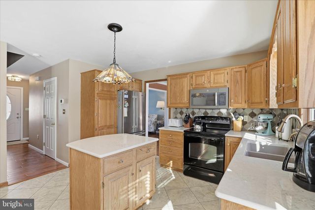 3 KAREN CT, Stevens, PA 17578