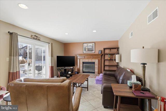 3 KAREN CT, Stevens, PA 17578