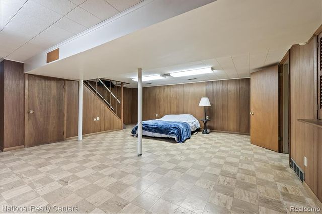 2082 Kingswood Drive, Flint, MI 48507