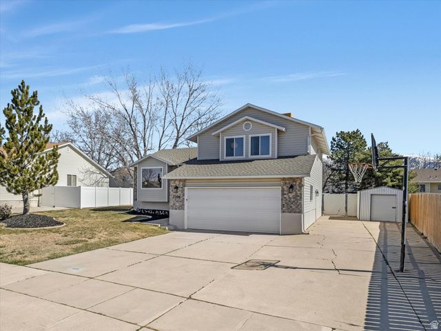 2386 N 800 W, Layton, UT 84041