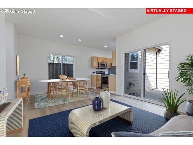 8115 Ne WILKINS St, Hillsboro, OR 97006