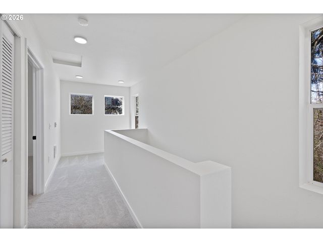 8115 Ne WILKINS St, Hillsboro, OR 97006