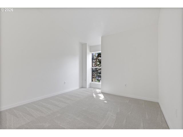 8115 Ne WILKINS St, Hillsboro, OR 97006