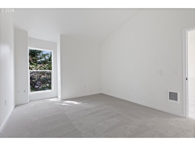 8115 Ne WILKINS St, Hillsboro, OR 97006