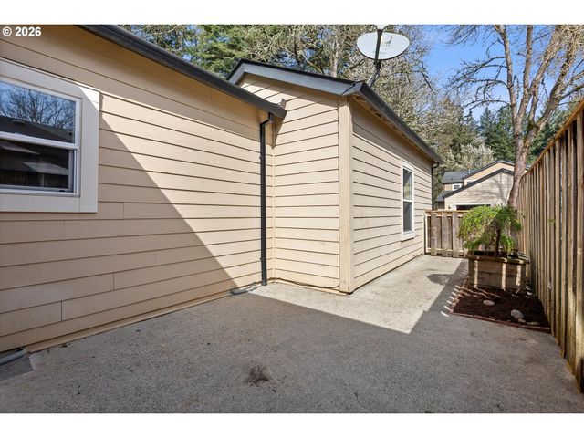 8115 Ne WILKINS St, Hillsboro, OR 97006