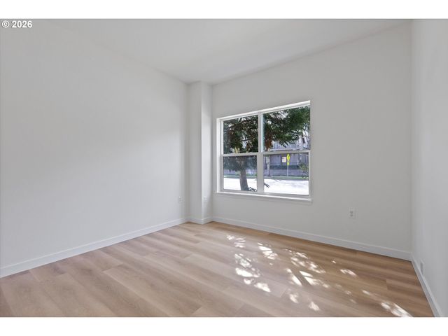 8115 Ne WILKINS St, Hillsboro, OR 97006