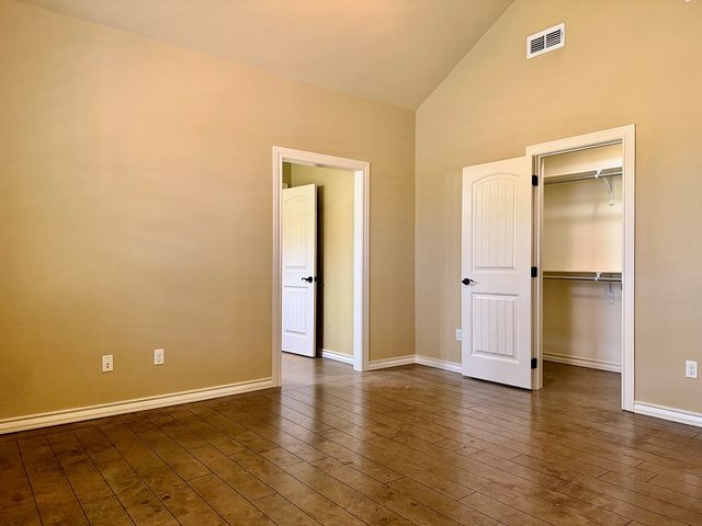 4316 Wood Dr, Midland, TX 79707