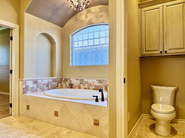 4316 Wood Dr, Midland, TX 79707