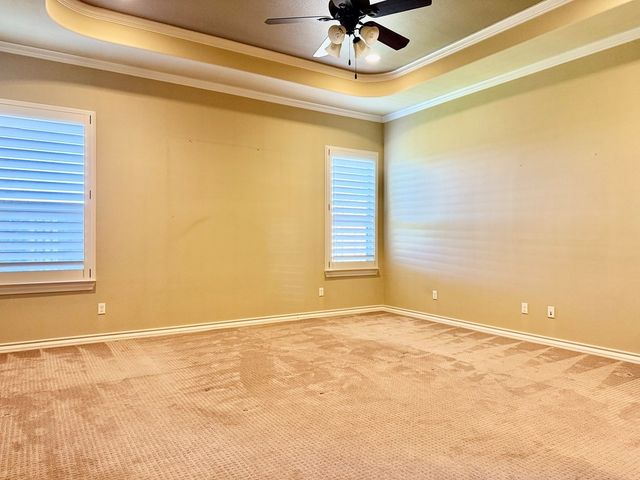 4316 Wood Dr, Midland, TX 79707