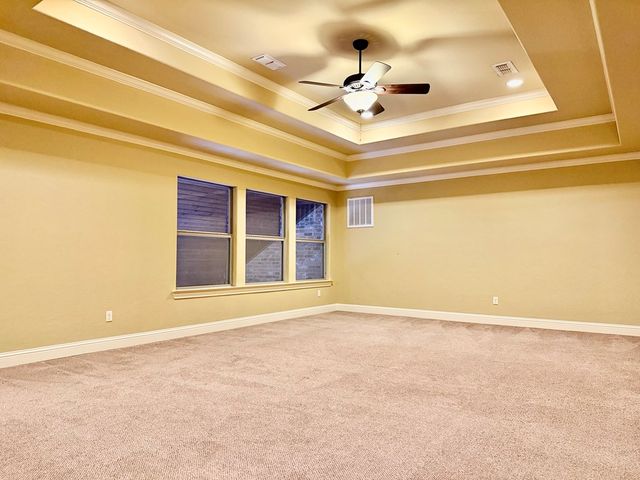 4316 Wood Dr, Midland, TX 79707