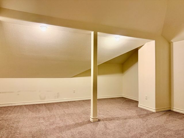 4316 Wood Dr, Midland, TX 79707