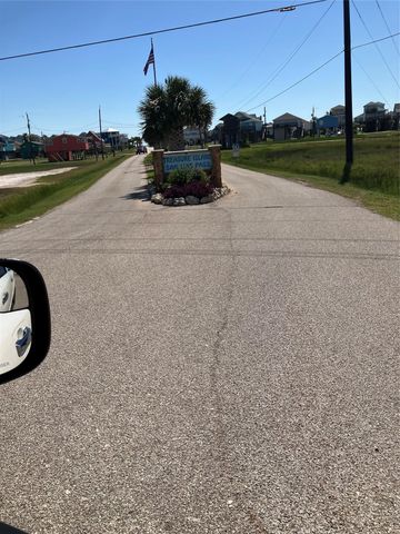 000 Jolly Roger Dr Drive, Freeport, TX 77541