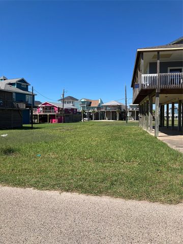 000 Jolly Roger Dr Drive, Freeport, TX 77541