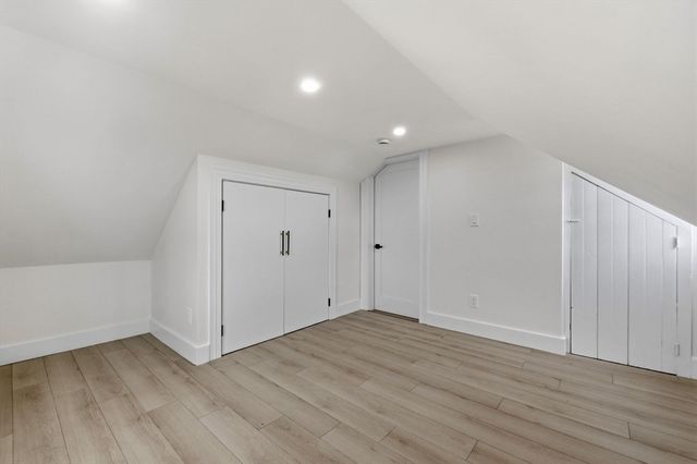 25 Bow St, Salem, MA 01970