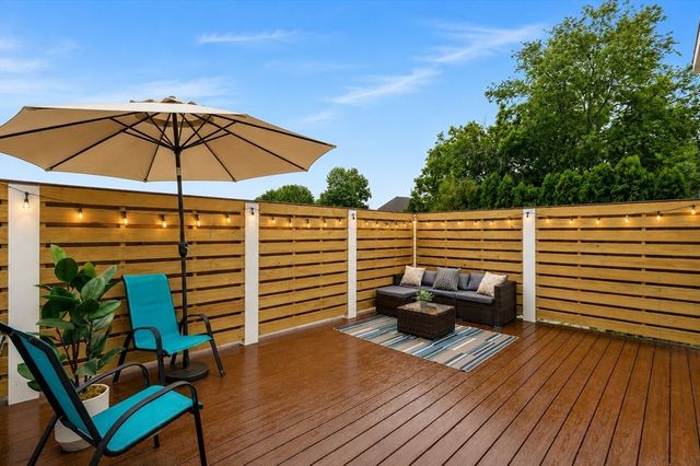 25 Bow St, Salem, MA 01970