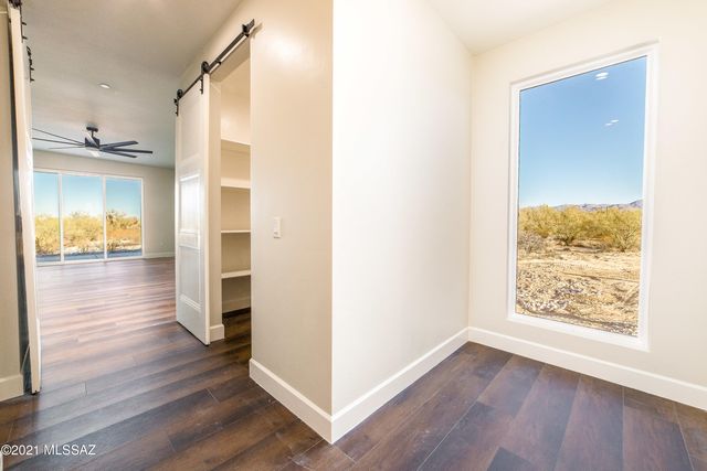 10525 N Called Presidio de Oeste Lane N, Tucson, AZ 85742