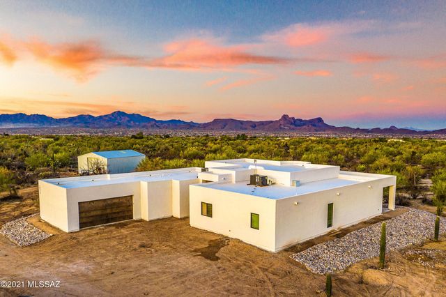 10525 N Called Presidio de Oeste Lane N, Tucson, AZ 85742