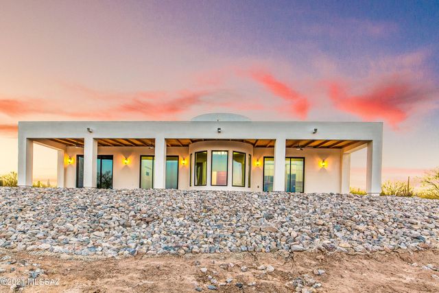 10525 N Called Presidio de Oeste Lane N, Tucson, AZ 85742