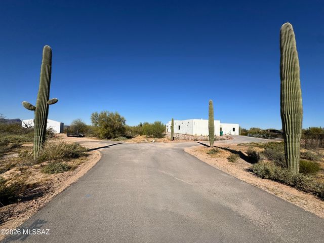 10525 N Called Presidio de Oeste Lane N, Tucson, AZ 85742