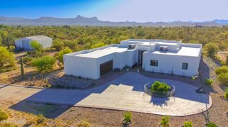 10525 N Called Presidio de Oeste Lane N, Tucson, AZ 85742