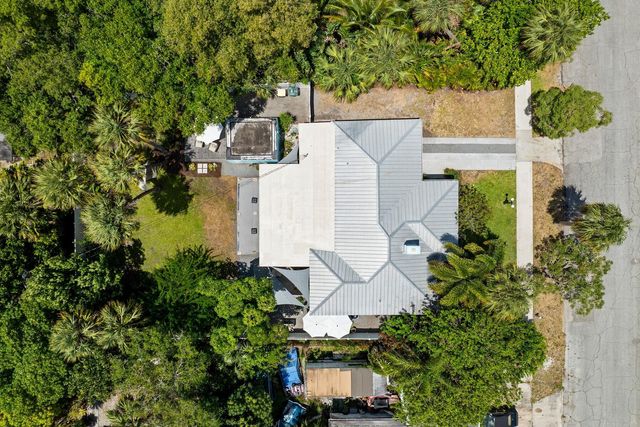 609 S 9th Street, Fort Pierce, FL 34950