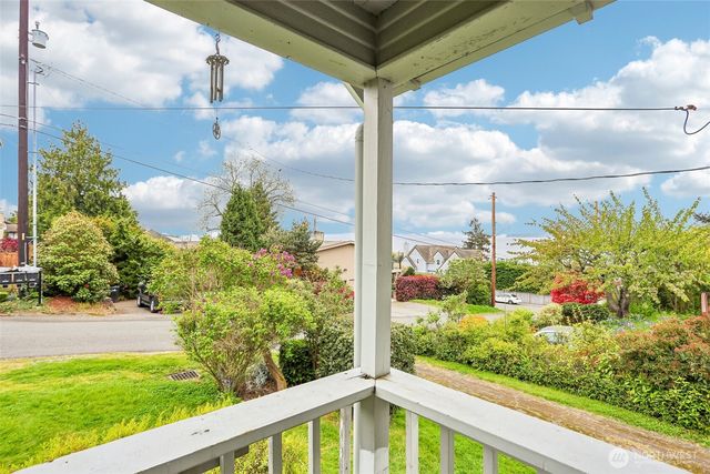 2430 NW 198th Street, Shoreline, WA 98177