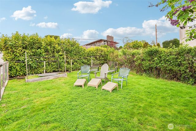 2430 NW 198th Street, Shoreline, WA 98177