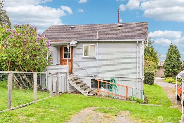 2430 NW 198th Street, Shoreline, WA 98177