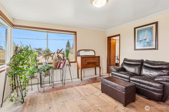 2430 NW 198th Street, Shoreline, WA 98177