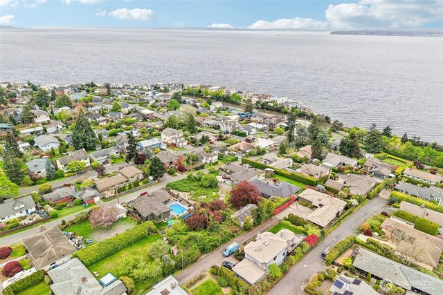 2430 NW 198th Street, Shoreline, WA 98177