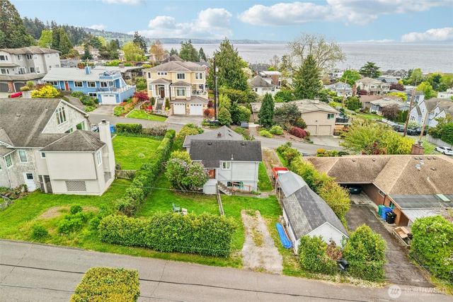 2430 NW 198th Street, Shoreline, WA 98177