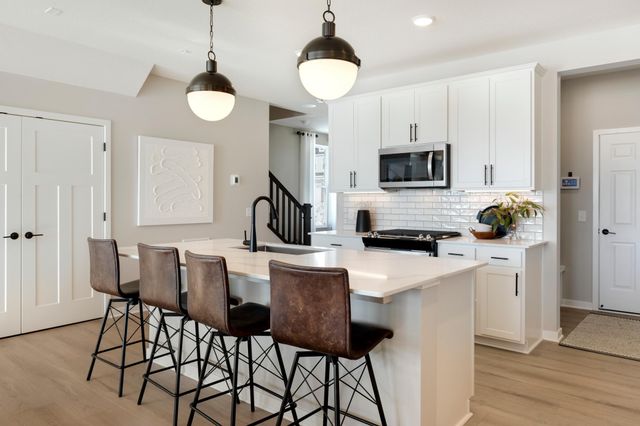 14419 104th Avenue N, Maple Grove, MN 55369