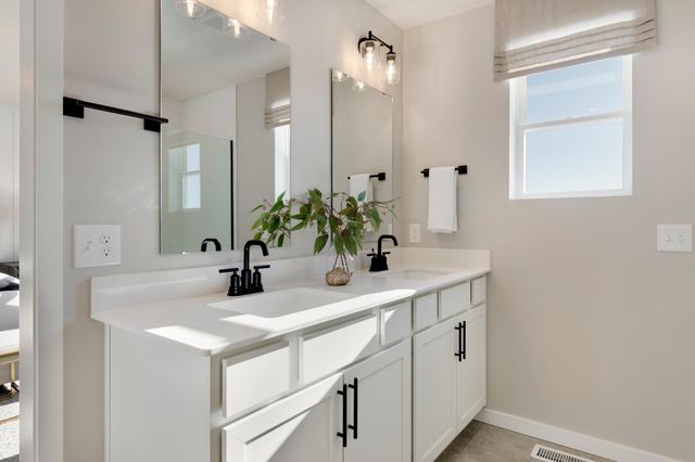 14419 104th Avenue N, Maple Grove, MN 55369