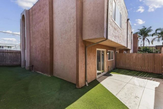 1423 N Broadway E, Escondido, CA 92026