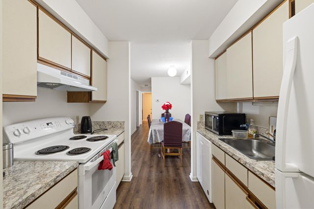 1116 Blue Ridge Dr Apt 11, Harrisonburg, VA 22802