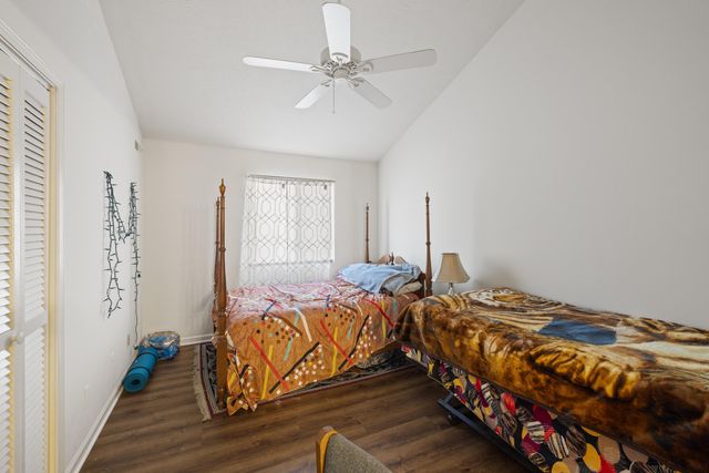 1116 Blue Ridge Dr Apt 11, Harrisonburg, VA 22802