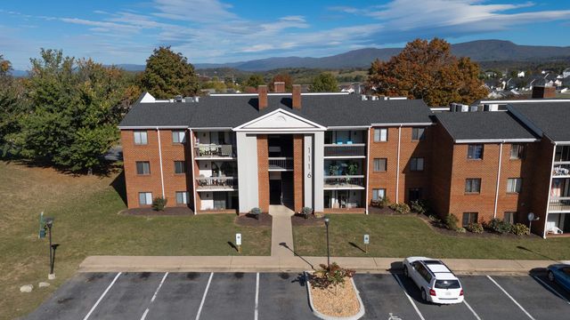 1116 Blue Ridge Dr Apt 11, Harrisonburg, VA 22802