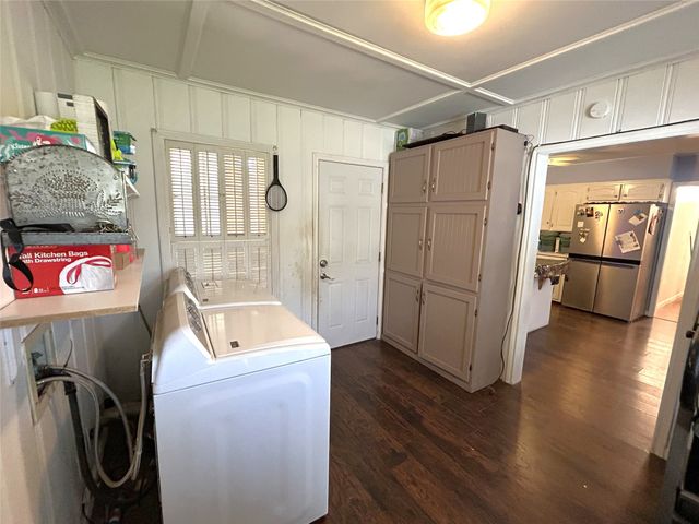 724 S Rusk Street, Gainesville, TX 76240