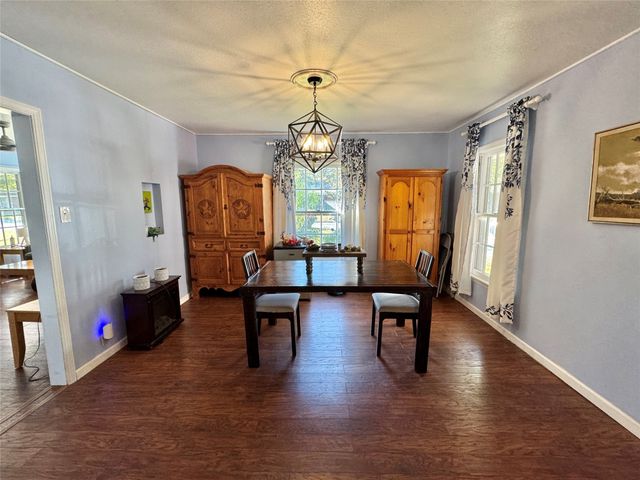 724 S Rusk Street, Gainesville, TX 76240